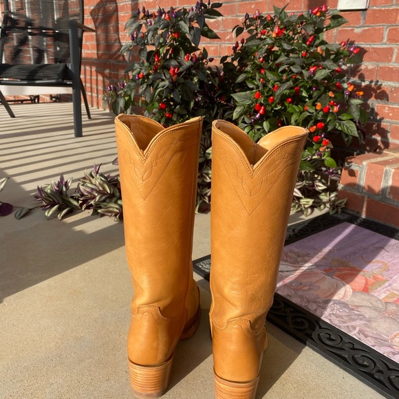 Tecovas - Picture 4 of 9